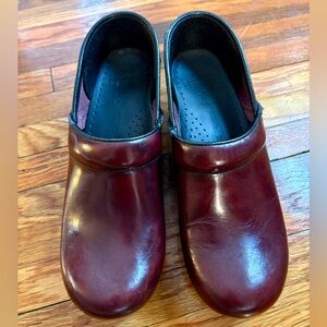Dansko clogs. Size 39 N (narrow). Size 8.5